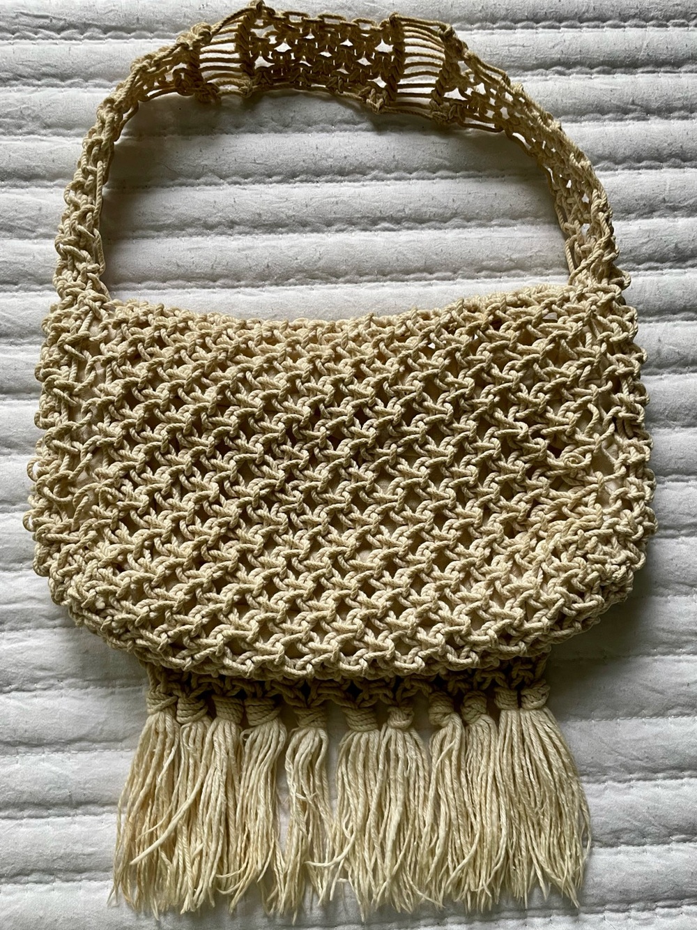 Vintage Handmade Macramé Fringe Bag - Picture 2 of 11